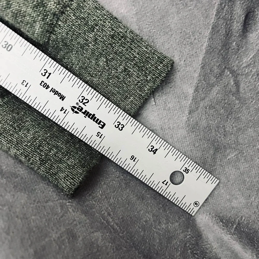 Banana Republic Mens XL Green‎ V-Neck Luxury Blend Pullover Sweater